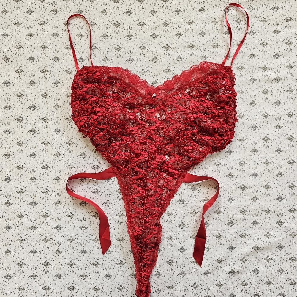 Vintage Sexy Red Lace Bodysuit ❤️
